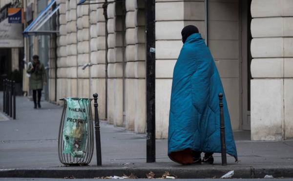 Au moins 3.000 sans-abri recensés la nuit dans les rues de Paris