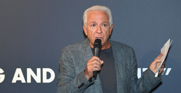 Abus sexuels: Paul Marciano, le co-fondateur de Guess suspendu