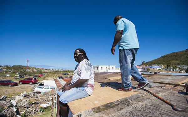 A Quartier d'Orléans, des sinistrés d'Irma entre fatalité et reconstruction précaire