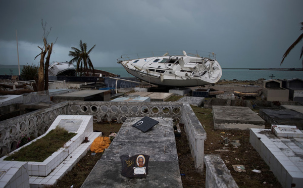 "Avant, on avait une vie": des sinistrés de l'ouragan Irma dans l'attente à Saint-Martin