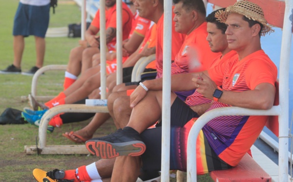 Football - Tahiti vs Calédonie : Naea Bennett devient coach de la sélection