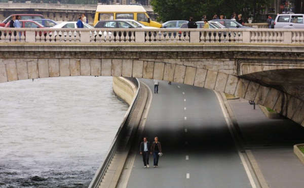 Les voies sur berges à Paris restent piétonnes, au moins pour l'instant