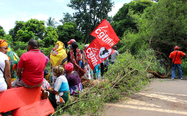 Girardin à Mayotte pour tenter de trouver une issue à la crise