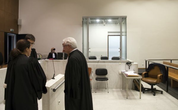 Mobilisation des avocats de Martinique contre les "cages en verre"