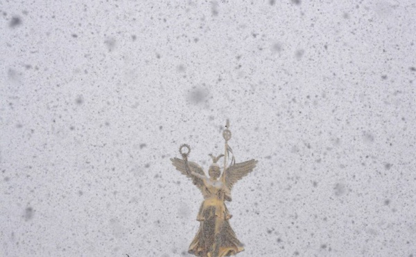 Neige et verglas: 7 départements du sud et sud-ouest toujours en vigilance orange