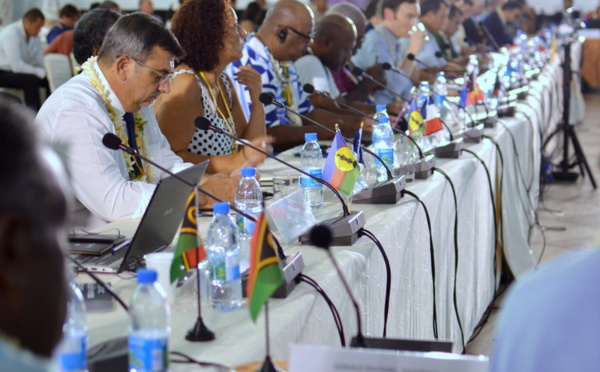 Le Pacifique discute business cette semaine