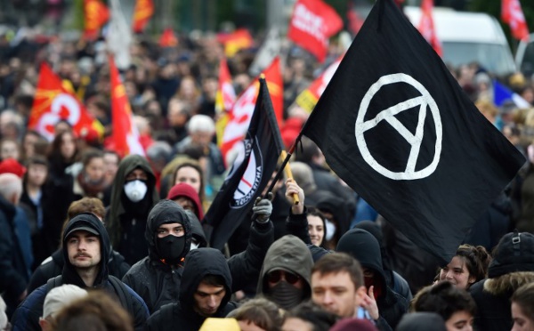 Macron passe jeudi son premier test social d'envergure