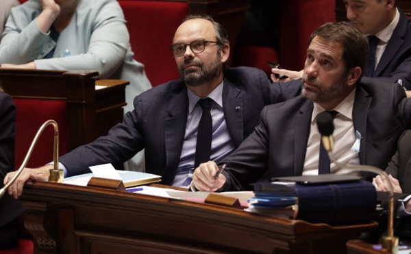 Droit d'asile: coup d'envoi des débats à l'Assemblée, la majorité à l'épreuve