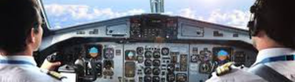 Deux pilotes français volent au secours des migrants avec leur propre avion