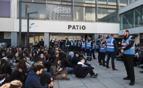 Tensions à l'université de Strasbourg: 700 étudiants empêchés de passer leur examen