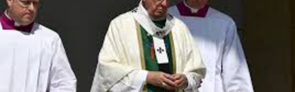 L'Eglise chilienne, secouée par des abus sexuels, rencontre le pape