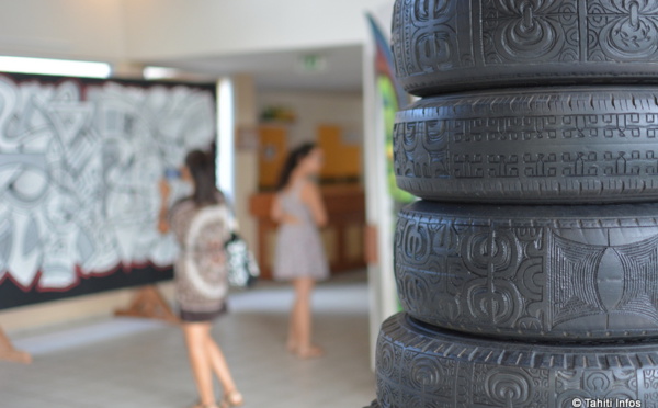 L'exposition Objets du Fenua passionne Paris et Tahiti