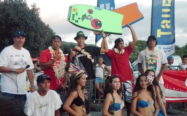 Body-Long-Knee-Stand Up Paddle 3 : LEE THAM Maui, DINARD Teavanui, TAHUTINI Heifara, LUCIANI Pascal, DAVID Vetea et LUCIANI Heremoana au top !