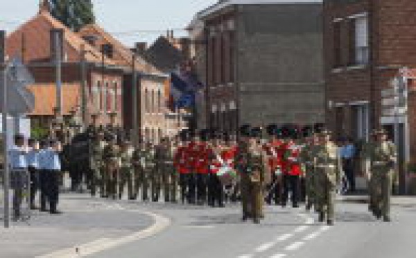 Honneurs au dernier « poilu » australien de Fromelles… 94 ans après