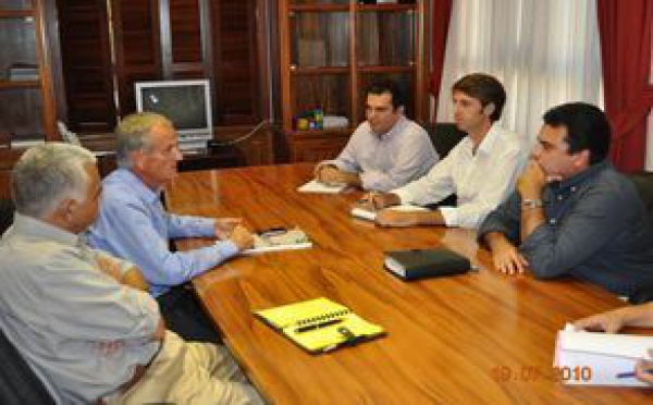 Visite de M. Yves Bellec, Directeur Interrégional pour l'outre-mer de la caisse des dépôts et consignations