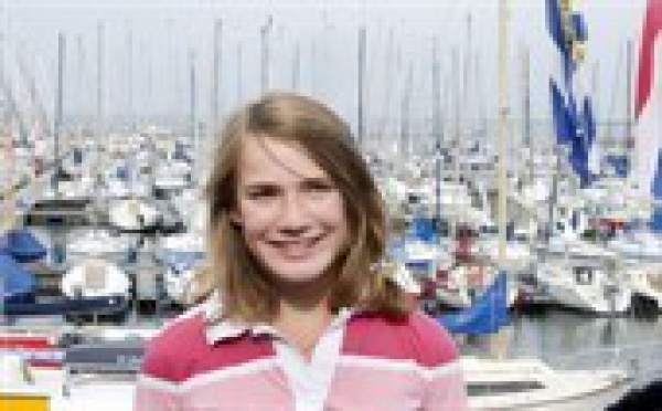 Laura Dekker, 14 ans,  partira "d'ici à 2 semaines" pour son tour du monde à la voile