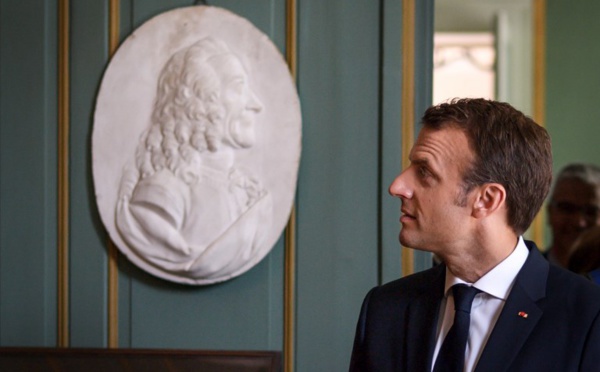 Macron chez Voltaire au secours du patrimoine en péril
