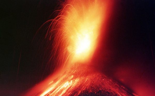 Guatemala: au moins 25 morts dans l'éruption d'un volcan, les secours mobilisés