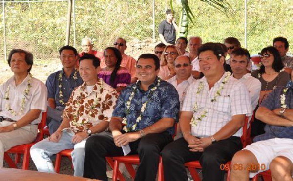Un nouveau bâtiment industriel à l'entrée de la zone industrielle de Faratea à TARAVAO (9-08-2010)
