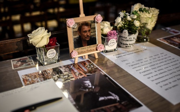 Requiem, hommages et émotion pour les "75 ans" de Johnny Hallyday