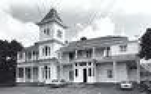 Edouard Fritch fait le point sur la vente du Rocklands