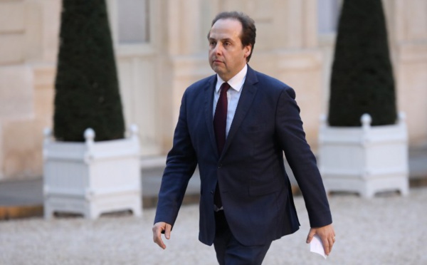 Calédonie : Lagarde regrette "l'absence de dialogue" entre formations politiques