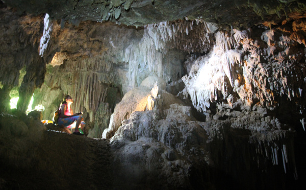 Carnet de voyage: Les grottes secrètes de Rurutu