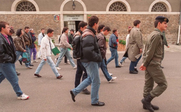 Service national universel: la jeunesse va être consultée