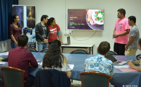 Les jeunes du Tahiti Code Camp démontrent leur talent