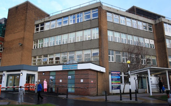 GB : une employée d'un hôpital soupçonnée d'avoir tué huit bébés