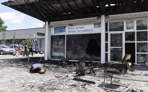 Appels au calme à Nantes après la mort d'un jeune tué par la police