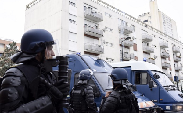 Jeune tué à Nantes: le policier placé en garde à vue
