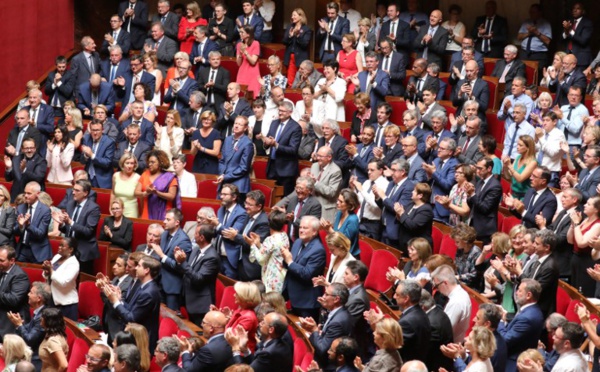 Réforme des institutions : début d'un long match parlementaire à l'Assemblée