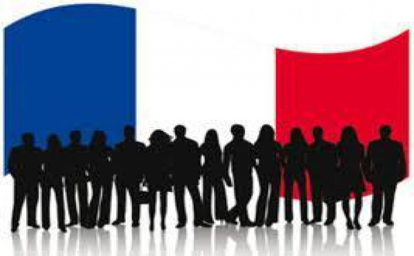 Stages dans les entreprises françaises d’Australie : accord signé avec les universitaires