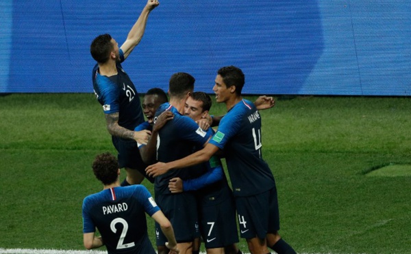 Coupe du monde : la France la tête dans les étoiles