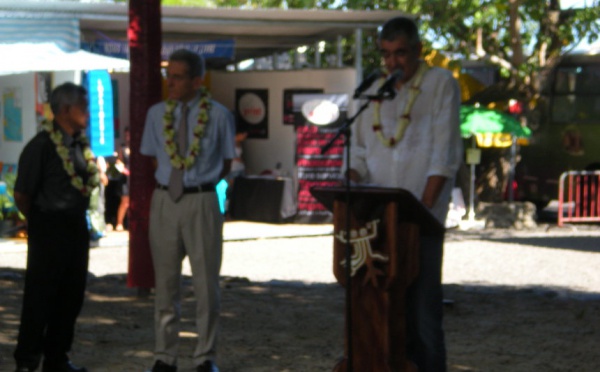 Inauguration du salon du livre: tous ensemble autour de la lecture.