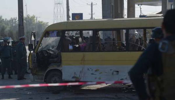 Afghanistan : un bus saute sur une mine, 11 morts, 31 blessés