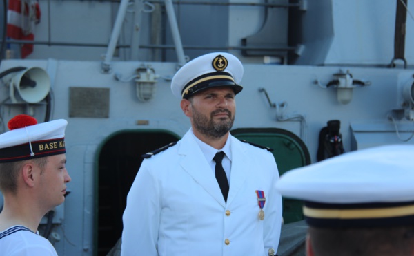 Deux nouveaux commandants pour le Jasmin et le Manini