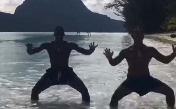 Le haka de Paul Pogba à Bora Bora