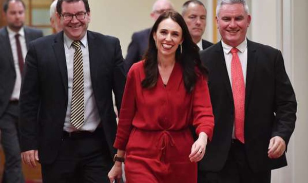 La Première ministre néo-zélandaise de retour au travail après son accouchement