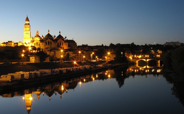 Périgueux: un jeune homme poignarde quatre personnes