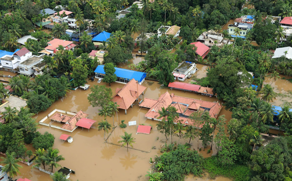Inde: décrue au Kerala, bilan à plus de 400 morts