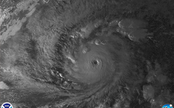 L'ouragan Lane en route vers Hawaï se hisse à la catégorie 5