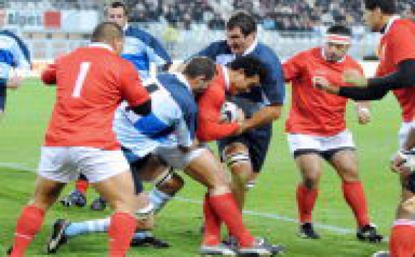 Tournées - Les Tonga coiffent les Barbarians Français sur le fil