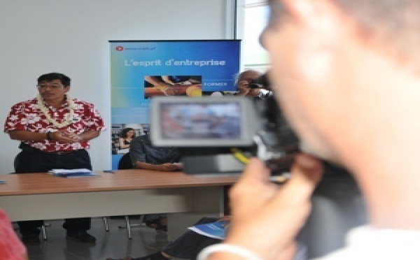 Gilles yau présente le Bilan d'étape de la CCISM