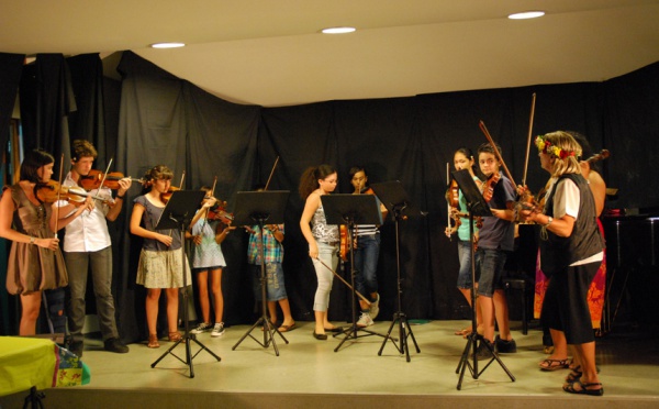 Larmes, émotion, chants de Noël et départ en beauté pour Yolande au grand cœur