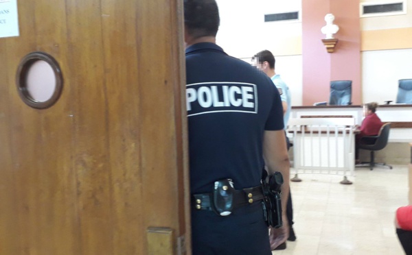 Prison ferme pour avoir frappé sa femme enceinte de 6 mois