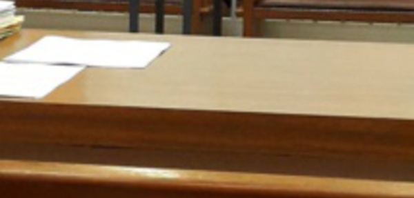 Cour d'appel : cinq ans dont un an avec sursis pour la mère proxénéte