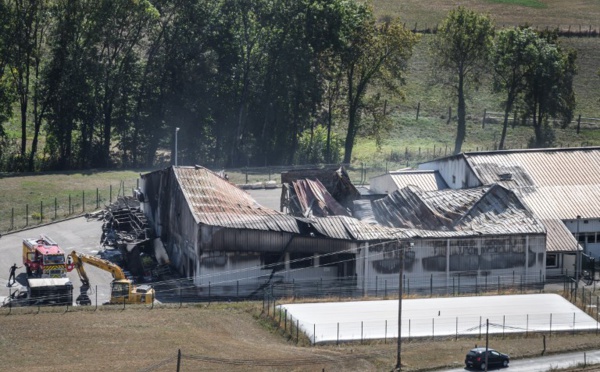 La piste criminelle privilégiée après l'incendie d'un abattoir dans l'Ain