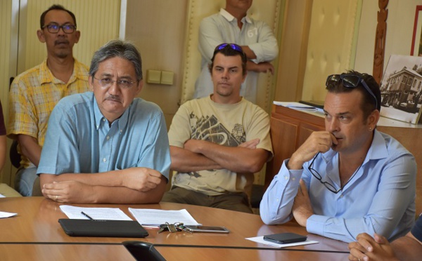 Maintien de Deane comme 1er adjoint : une "erreur politique" pour Schyle